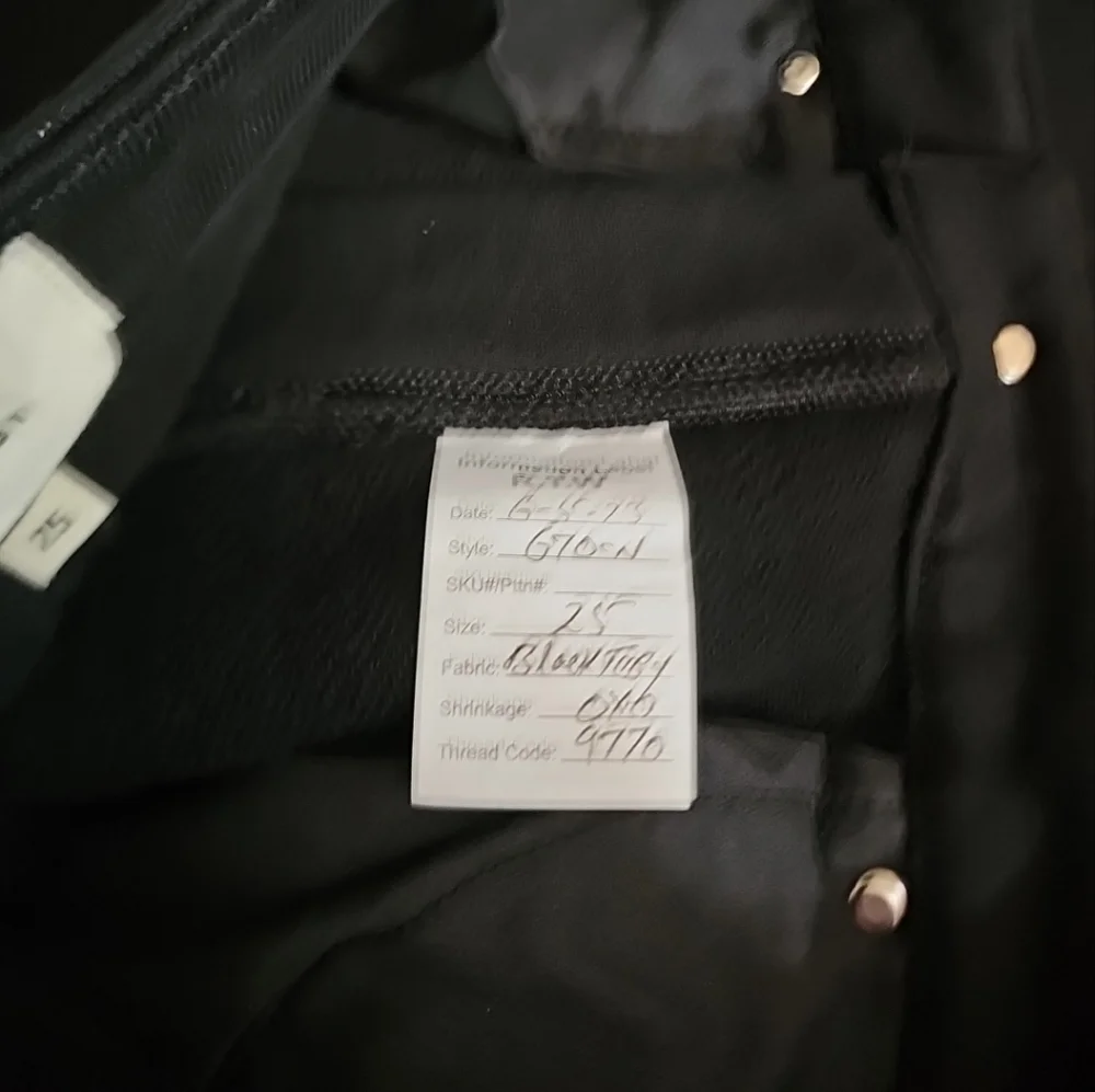 DL1961 Alma Skirt Midi Black Terry Size 25 Sample - Picture 8 of 13